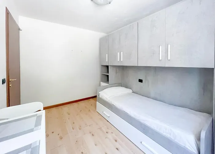 Blue House By Design * Bellano
