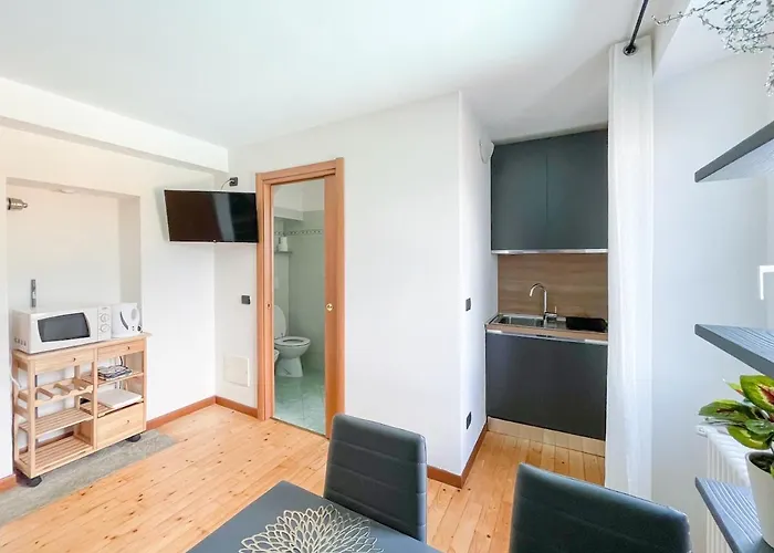 Blue House By Design Lejlighed Bellano