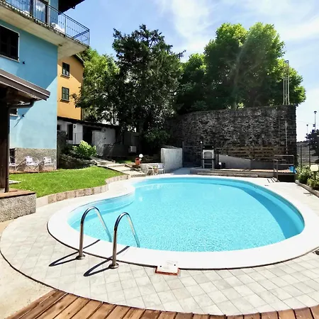 Blue House By Design Bellano