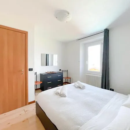 Blue House By Design * Bellano