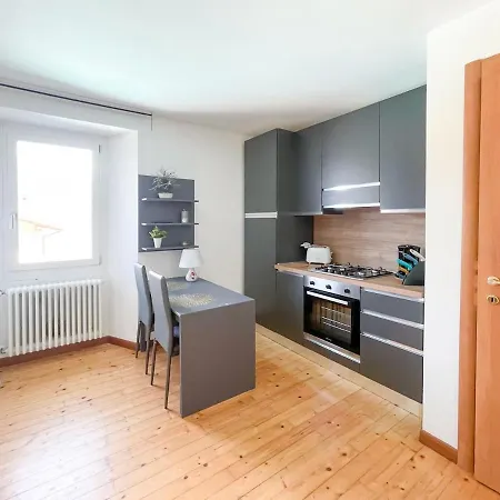 Apartman Blue House By Design Bellano