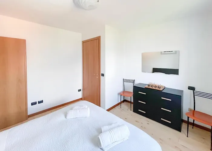 Blue House By Design דירה *