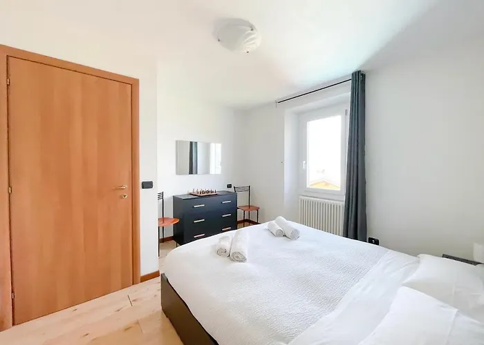 Blue House By Design * בלאנו