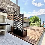Daire Blue House By Design *