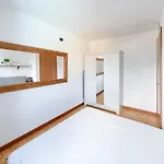Daire Blue House By Design *
